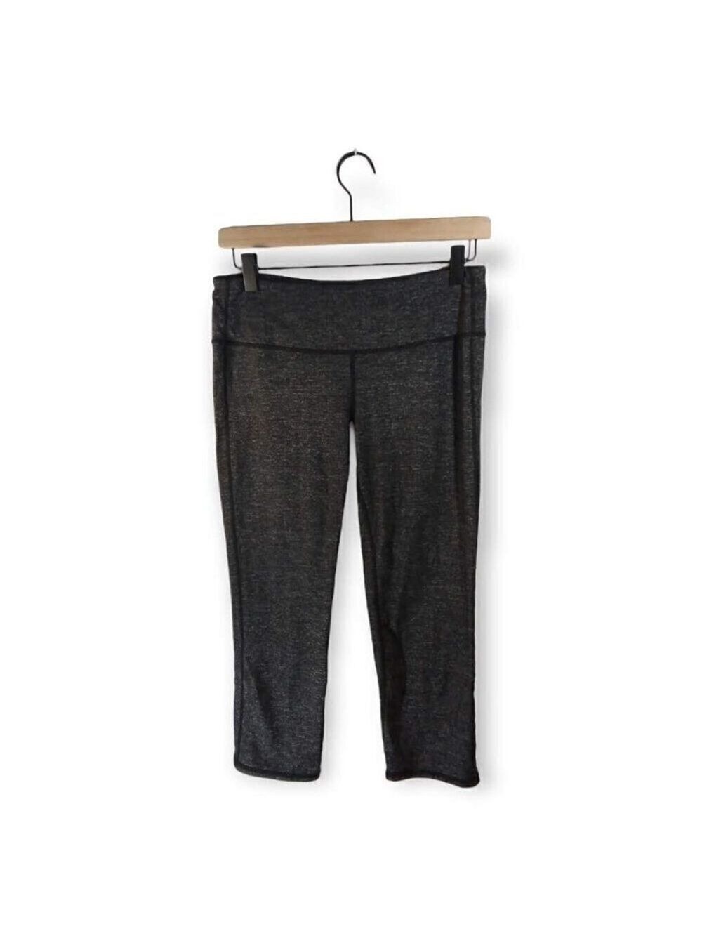 Athleta Quest Chaturanga Crop Leggings Size M